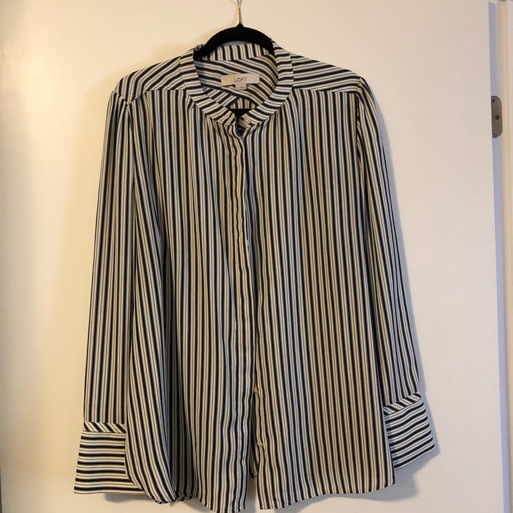 LOFT Black and White Casual Button Down Shirt